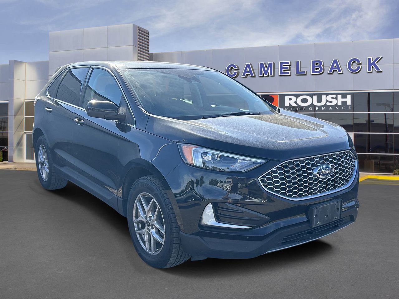 Used 2024 Ford Edge SEL image 4