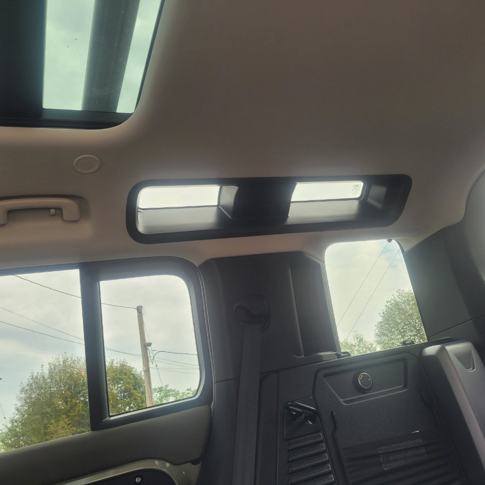 Used 2020 Land Rover Defender 110 S image 33