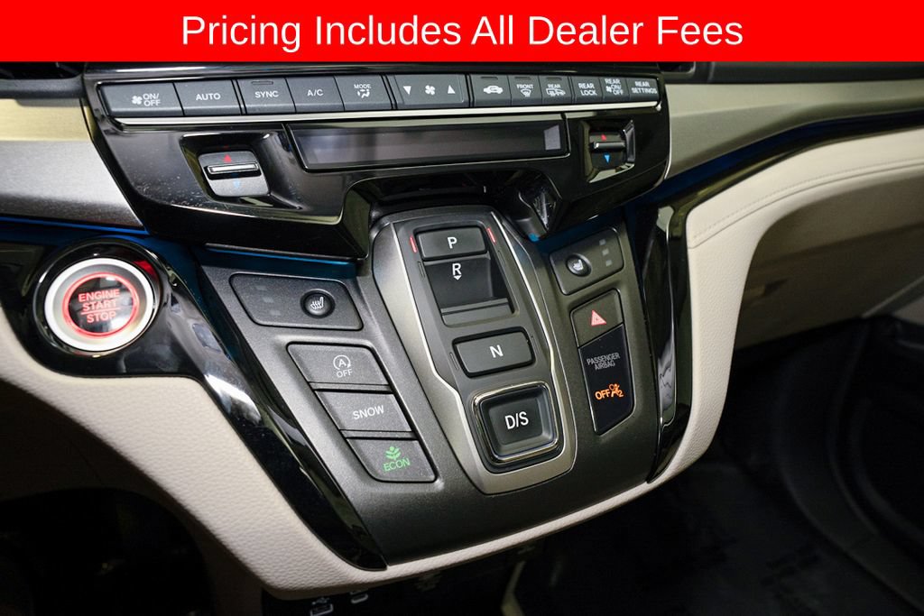 Used 2025 Honda Odyssey Touring image 17