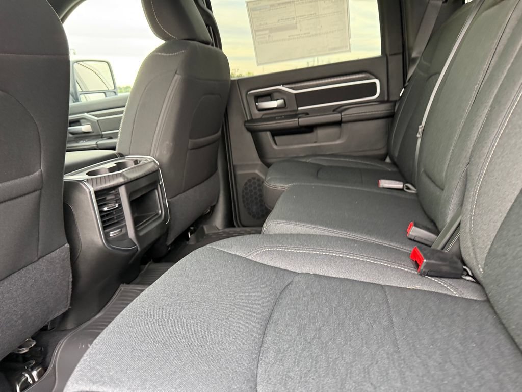 New 2026 RAM 2500 Big Horn AWD/4WD image 25