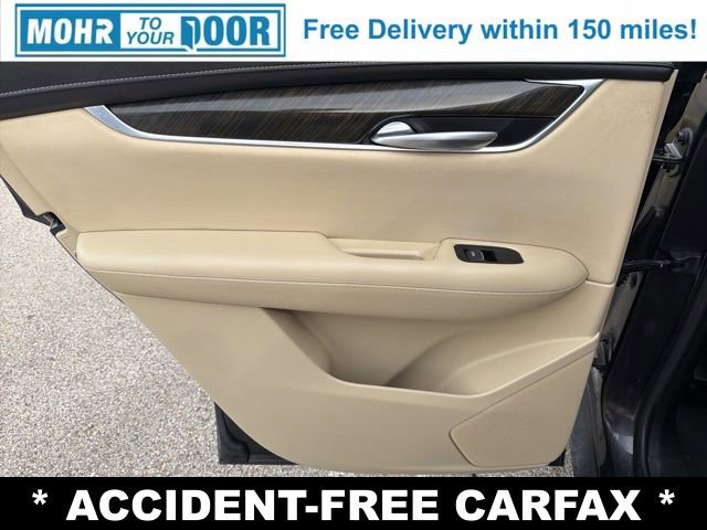 Used 2018 Cadillac XT5 FWD image 29