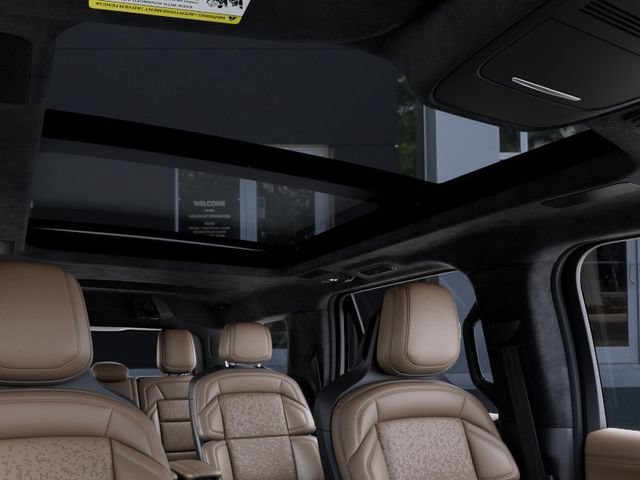 New 2027 Lincoln Navigator Black Label RWD image 22
