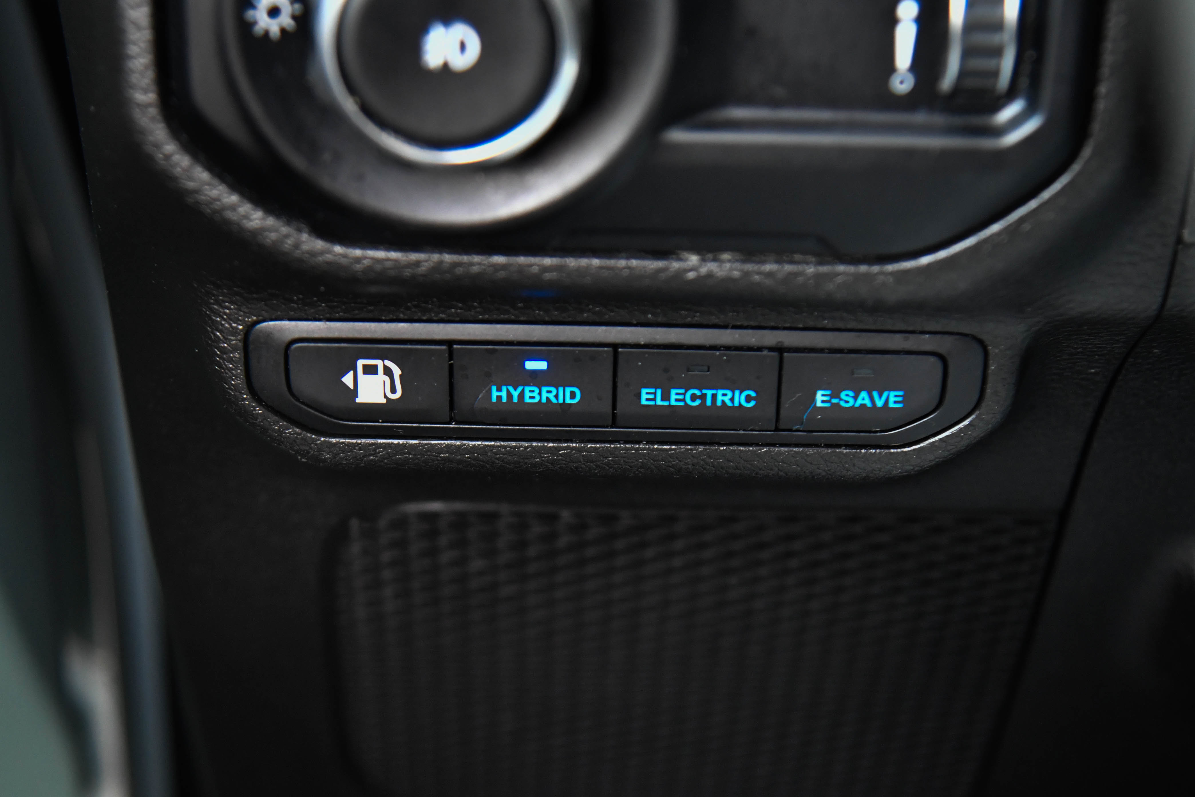 Used 2023 Jeep Wrangler Unlimited AWD/4WD image 32