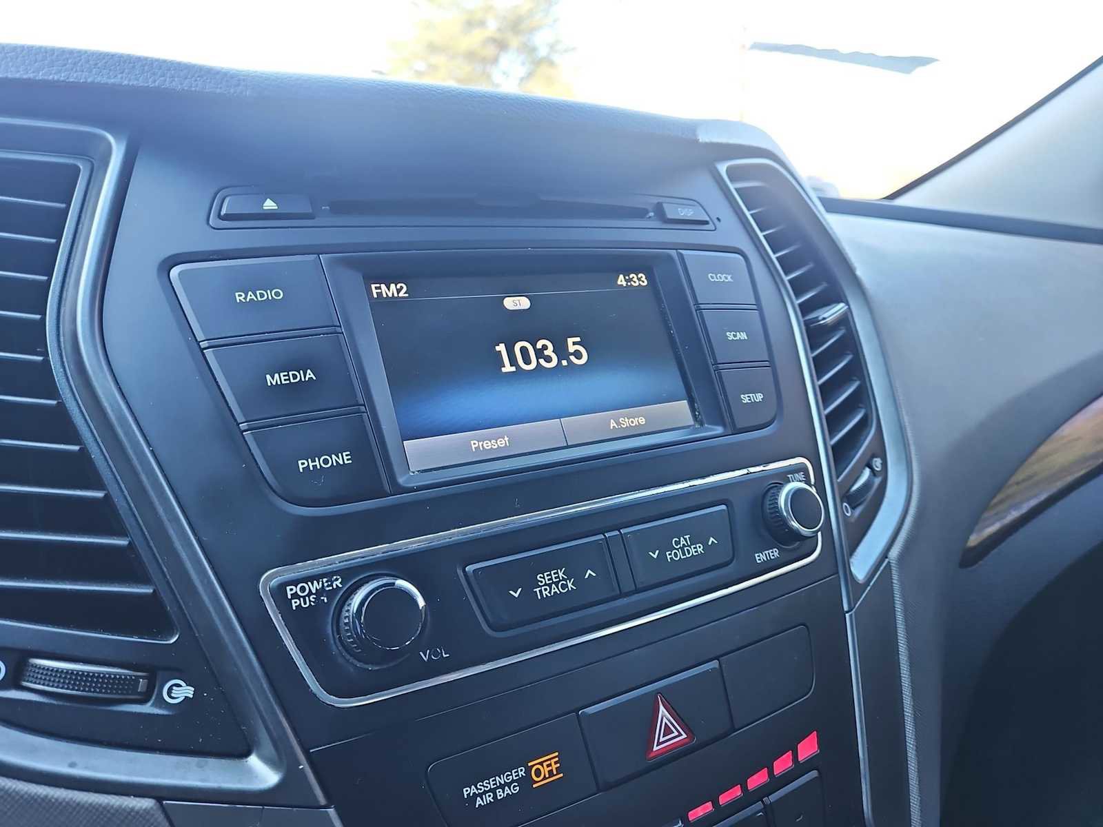 Used 2017 Hyundai Santa Fe Sport image 27