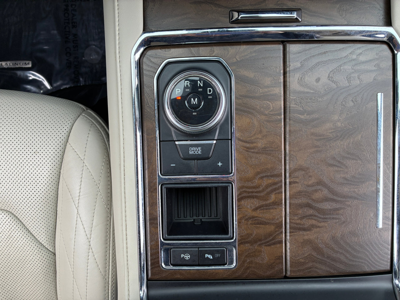 Used 2019 Ford Expedition Platinum image 35