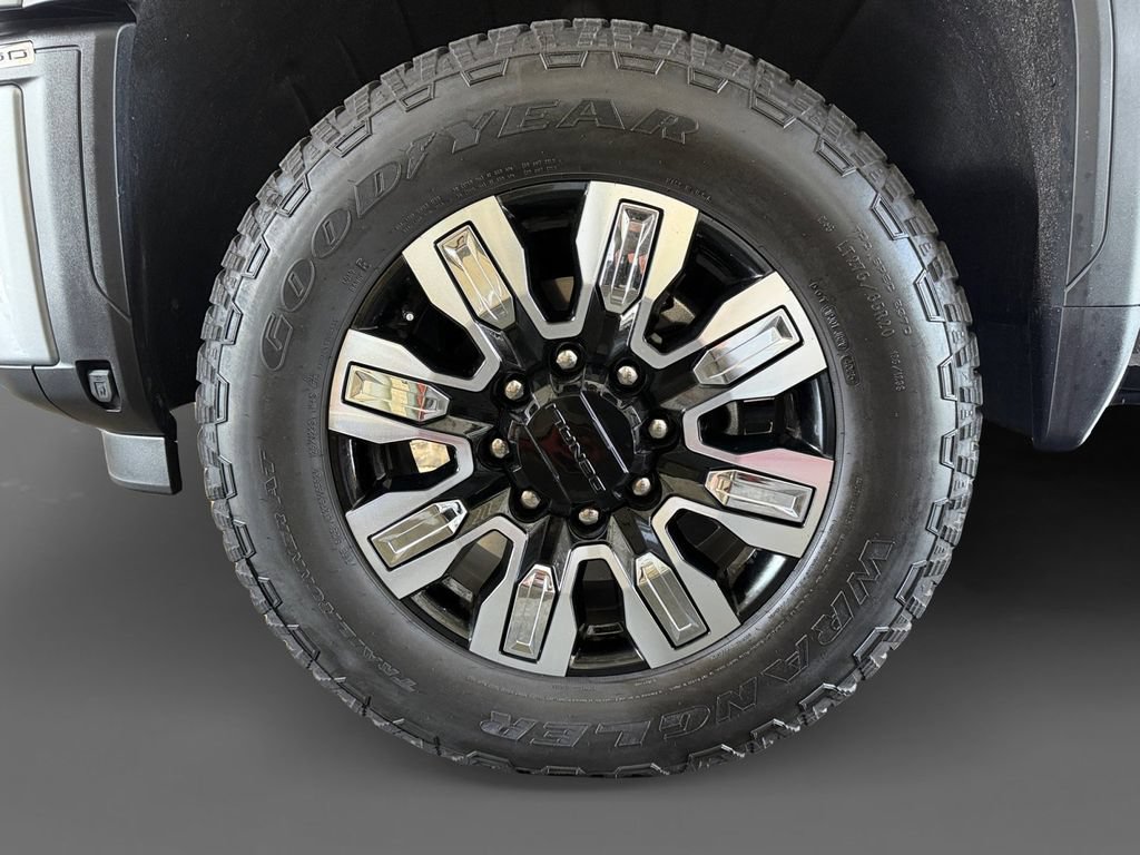 Used 2026 GMC Sierra 2500 Denali w/ Denali Reserve Package AWD/4WD image 15