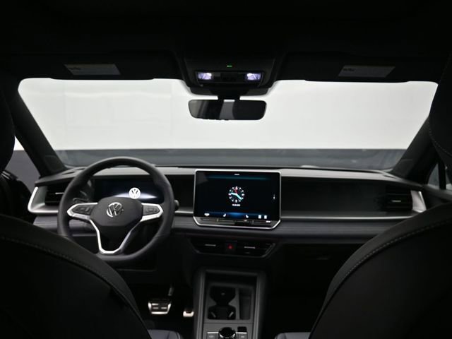 New 2026 Volkswagen Tiguan SE R-Line image 10