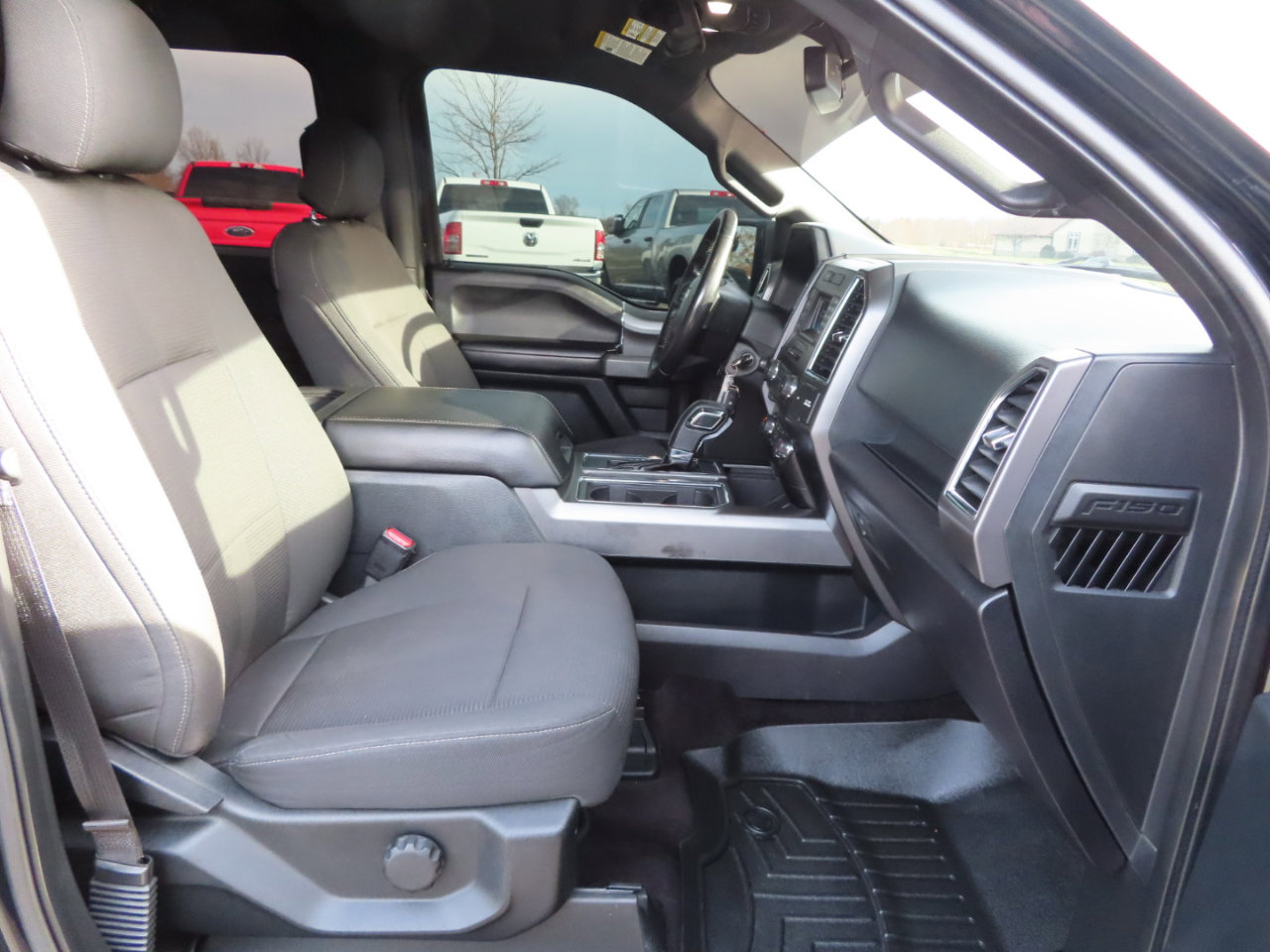 Used 2017 Ford F150 XLT w/ Equipment Group 301A Mid image 43