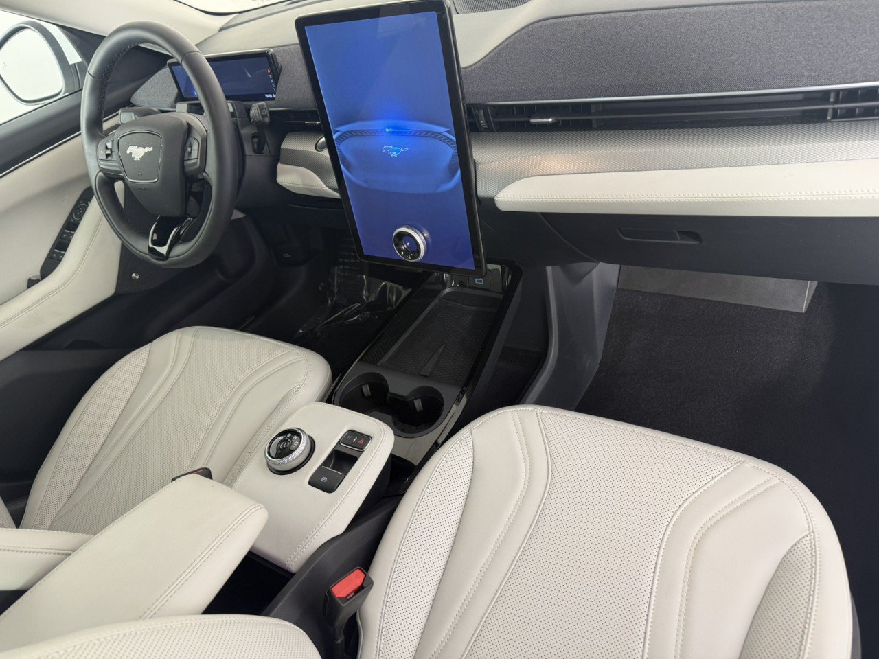 Used 2022 Ford Mustang Mach-E Premium w/ Ice White Appearance Package AWD/4WD image 11