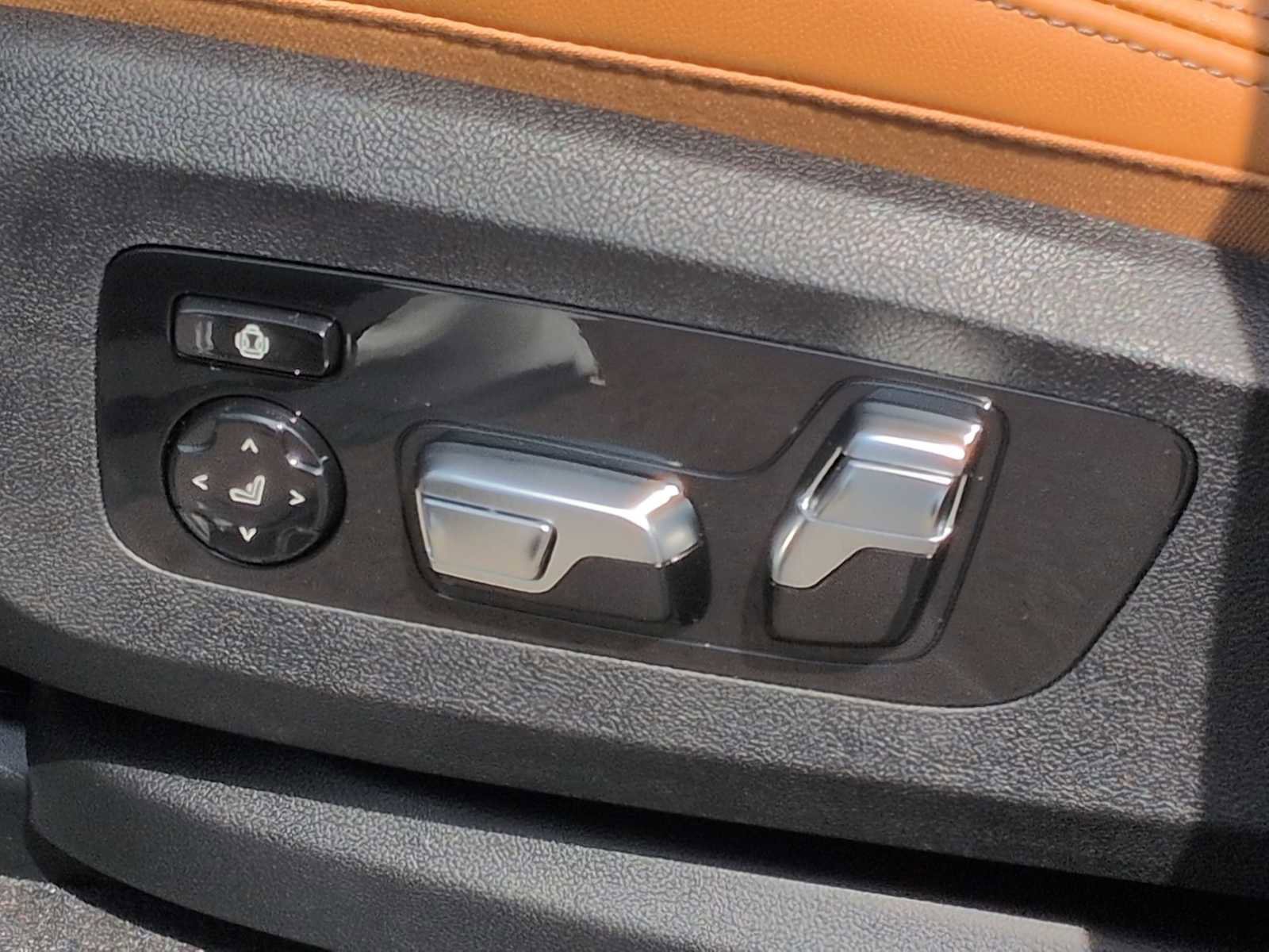 New 2026 BMW X5 xDrive40i w/ Off-Road Package image 18