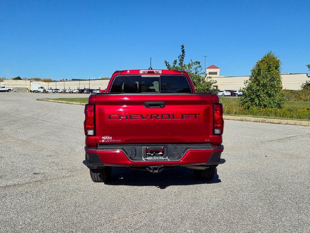 Used 2024 Chevrolet Colorado LT w/ LT Convenience Package II AWD/4WD image 6