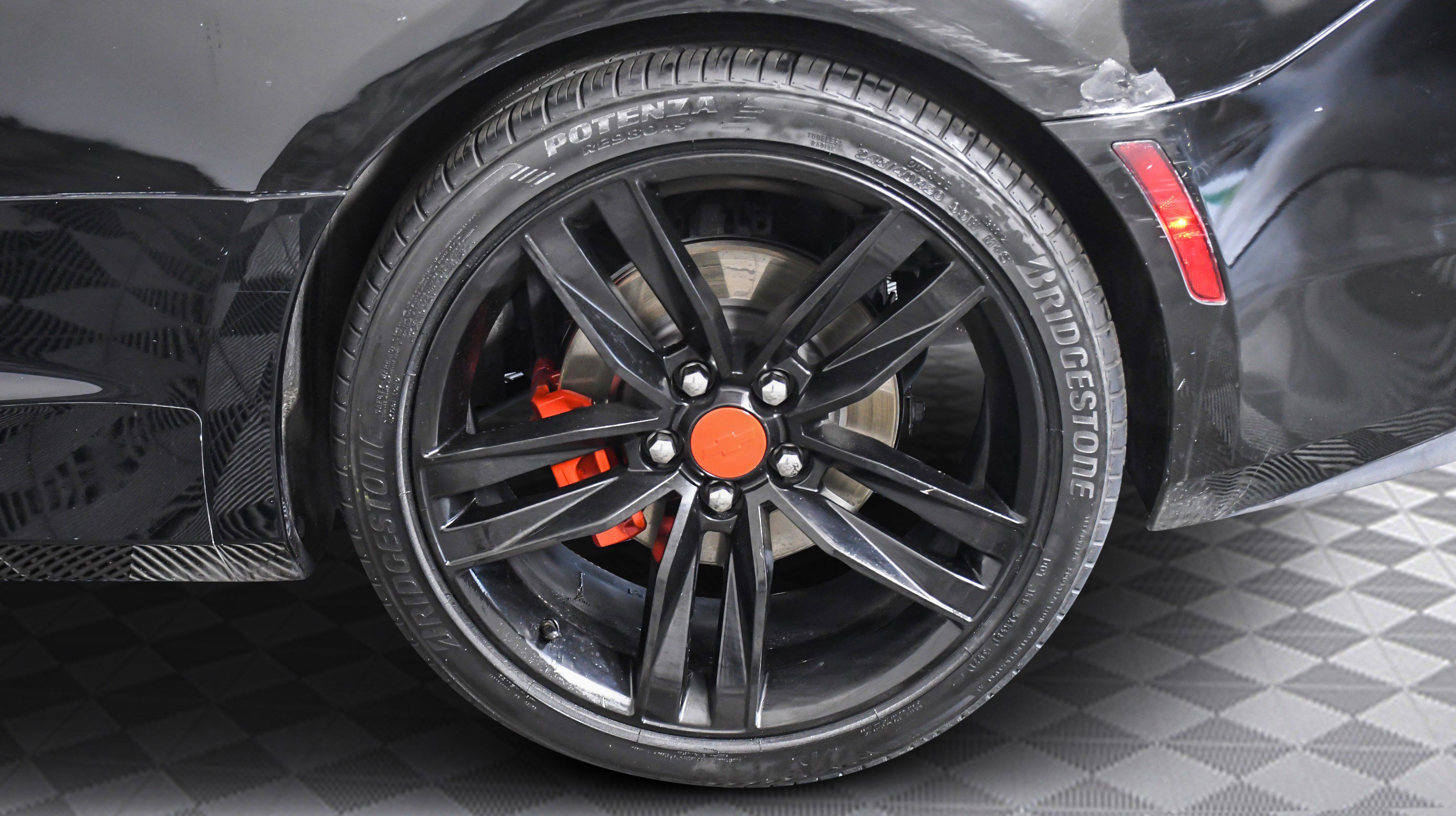 Used 2016 Chevrolet Camaro LT image 31