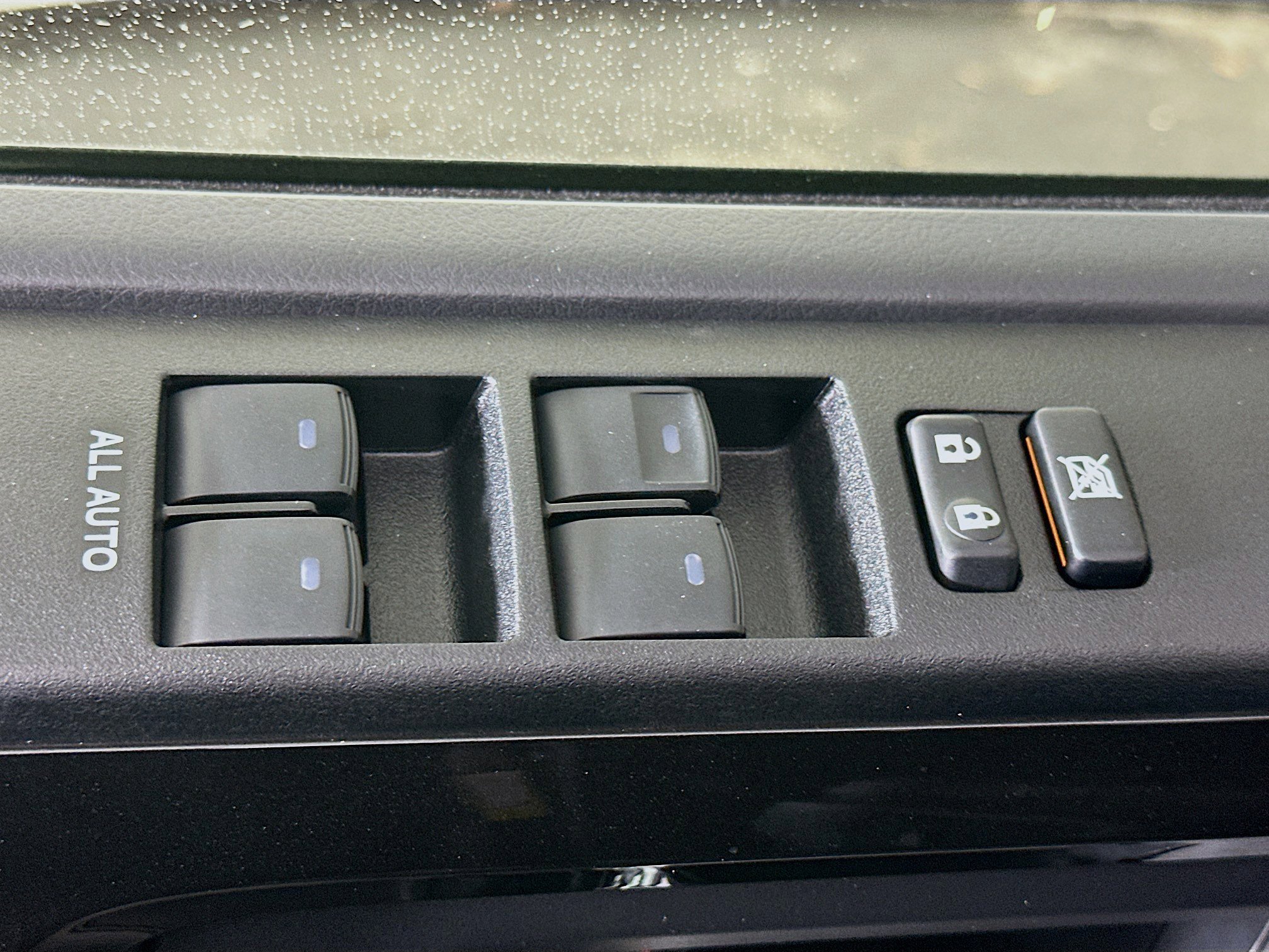 Used 2024 Toyota 4Runner TRD Off-Road Premium image 15