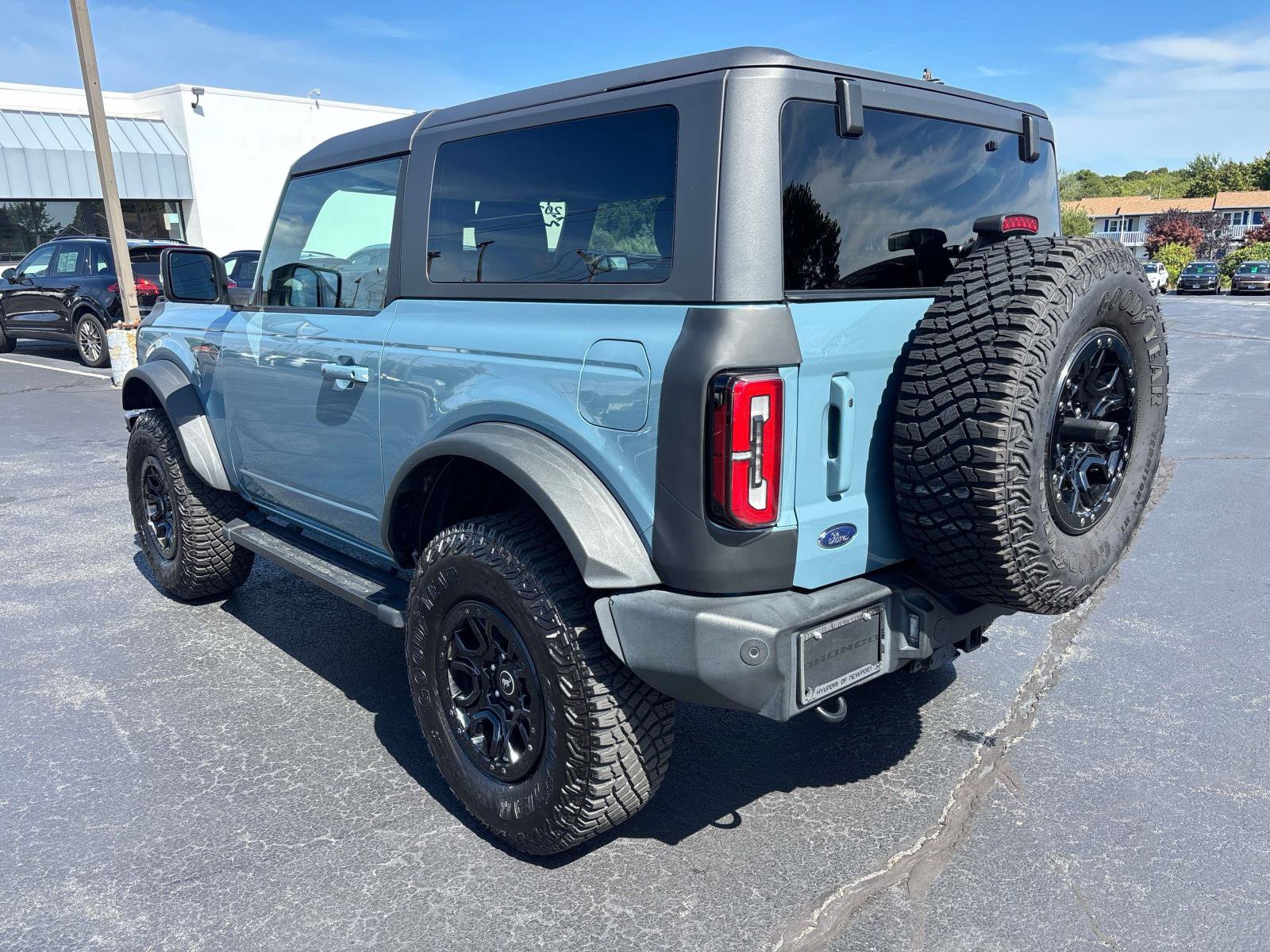 Used 2021 Ford Bronco 2-Door AWD/4WD image 3