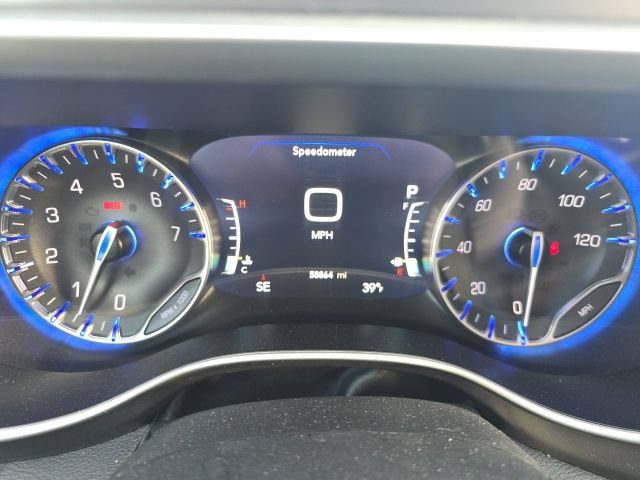Certified 2024 Chrysler Pacifica Touring-L FWD image 12