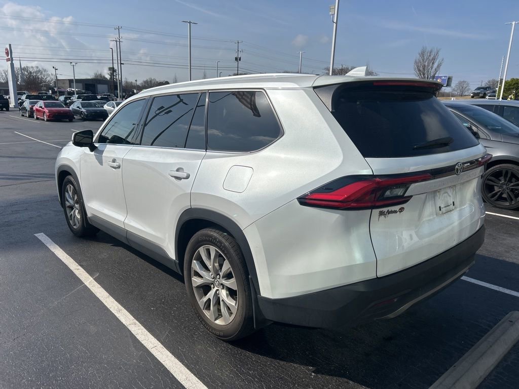 Used 2024 Toyota Grand Highlander Limited image 9