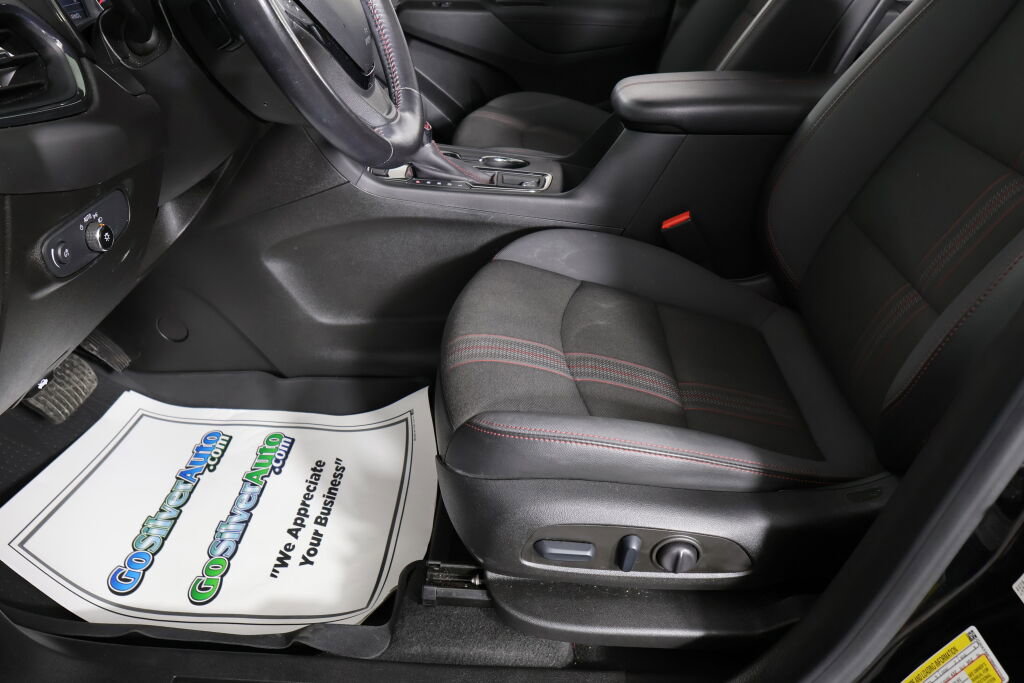 Used 2022 Chevrolet Equinox RS w/ LPO, Floor Liner Package image 13