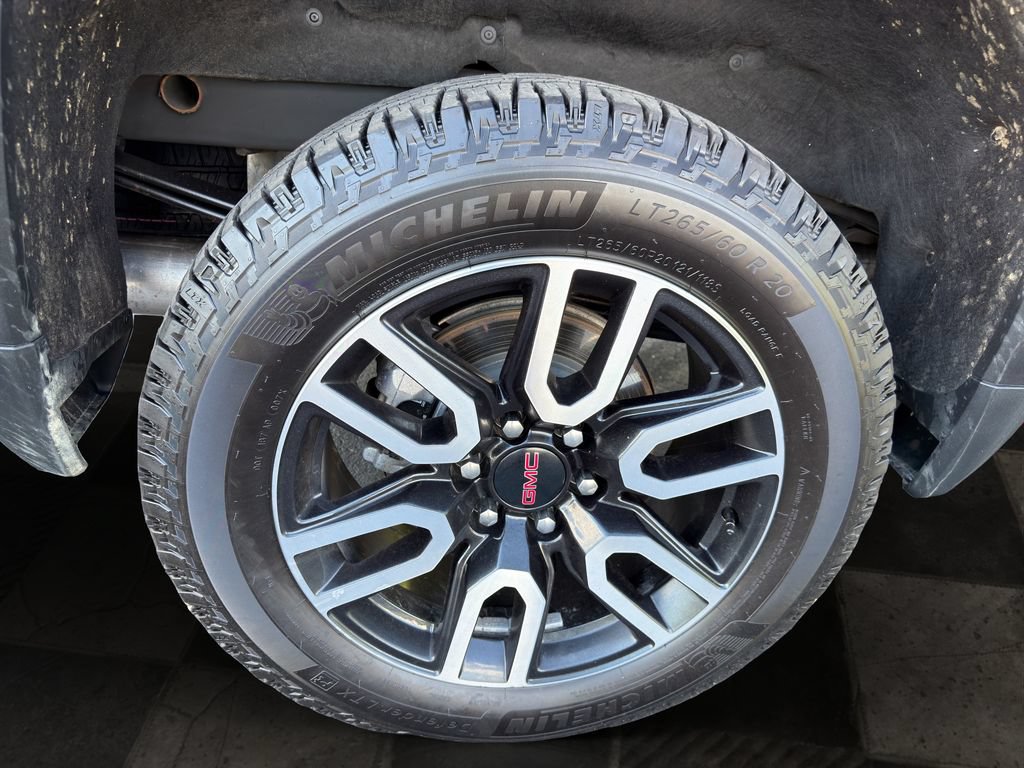 Certified 2023 GMC Sierra 1500 AT4 w/ AT4 Premium Package AWD/4WD image 12