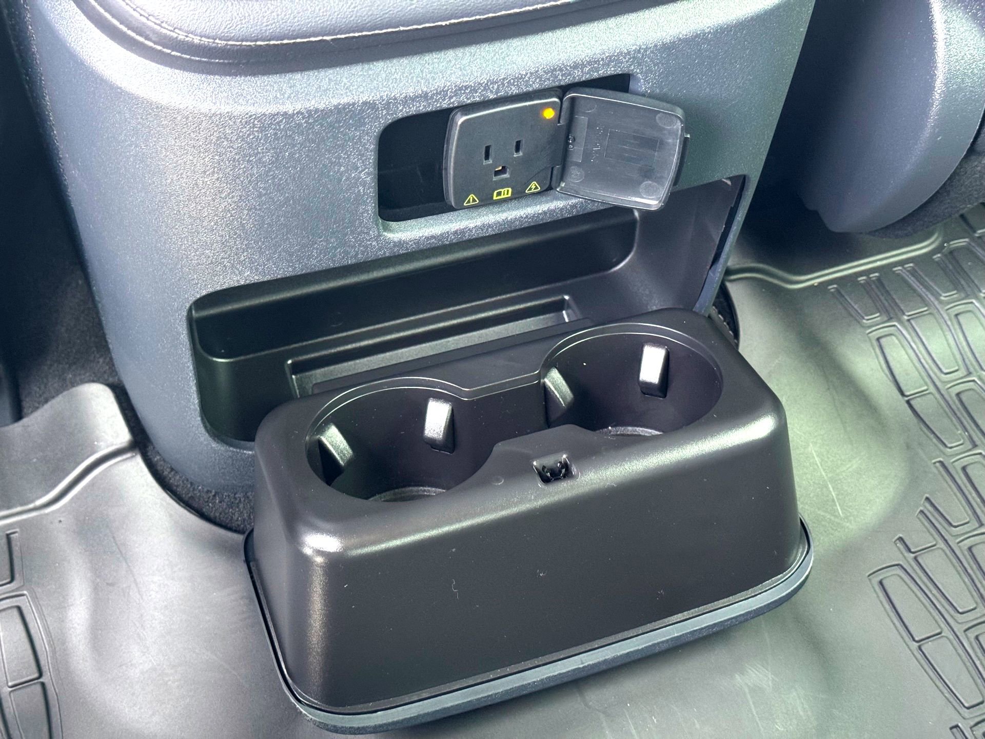 Used 2025 Lincoln Navigator Reserve w/ Jet Appearance Package image 27