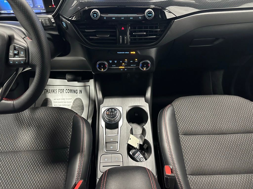 Used 2025 Ford Escape ST-Line image 33