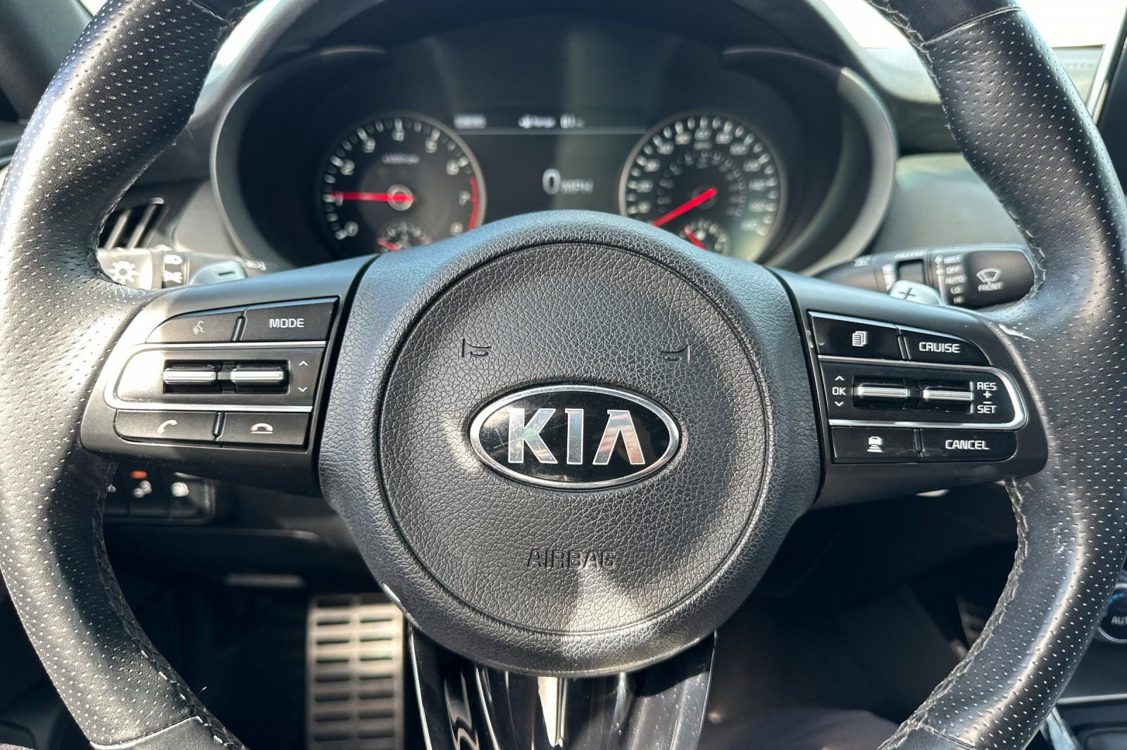 Certified 2019 Kia Stinger GT1 image 24