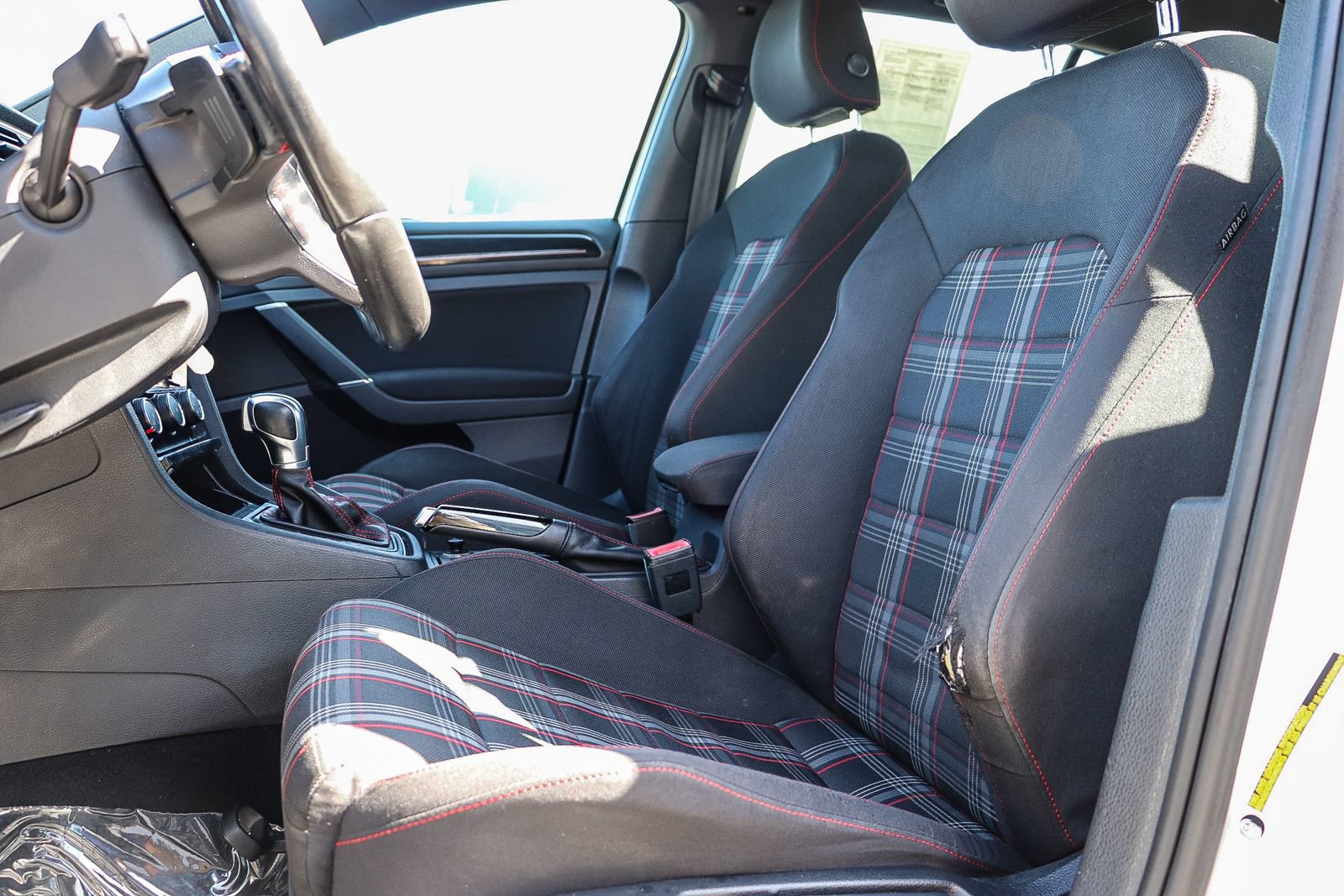 Used 2016 Volkswagen GTI S FWD image 23