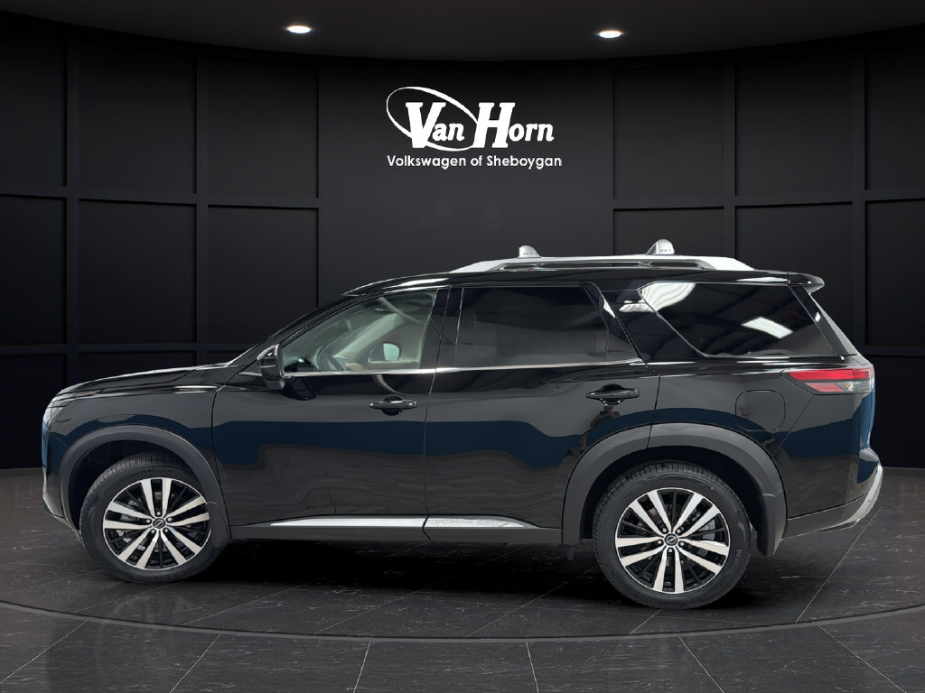 Used 2025 Nissan Pathfinder Platinum w/ Cargo Package AWD/4WD image 4