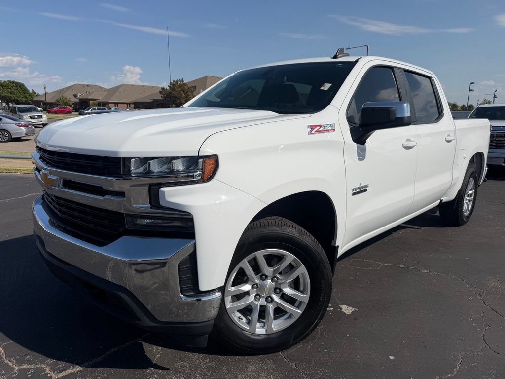 Used 2020 Chevrolet Silverado 1500 LT w/ Texas Edition AWD/4WD image 2