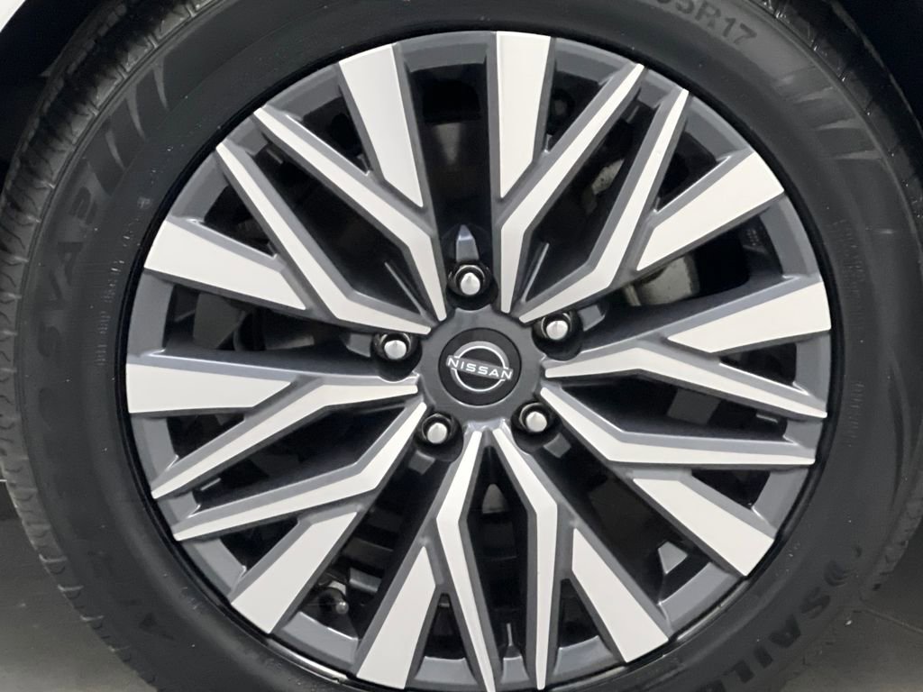 Used 2024 Nissan Altima 2.5 SV FWD image 60