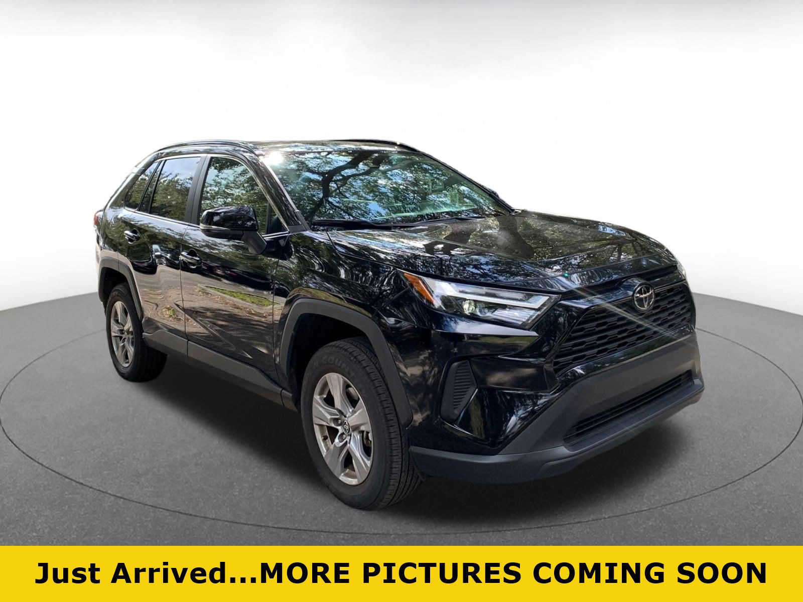 Used 2025 Toyota RAV4 XLE