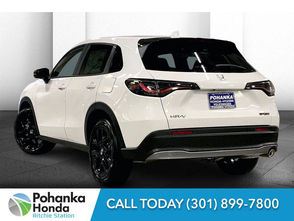 New 2025 Honda HR-V Sport image 5