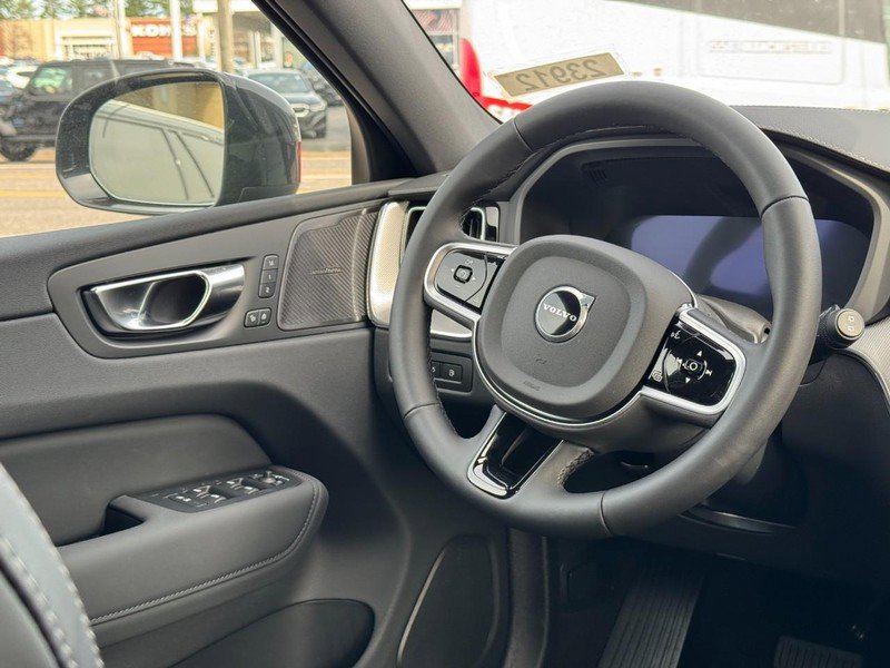 New 2026 Volvo XC60 T8 Ultra w/ Climate Package image 7