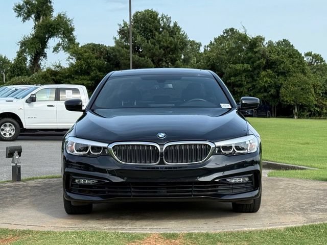 Used 2018 BMW 540i RWD image 2