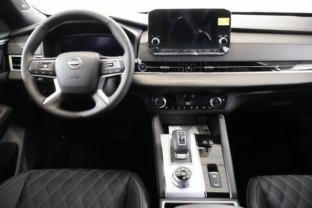 New 2026 Nissan Rogue Platinum AWD/4WD image 14