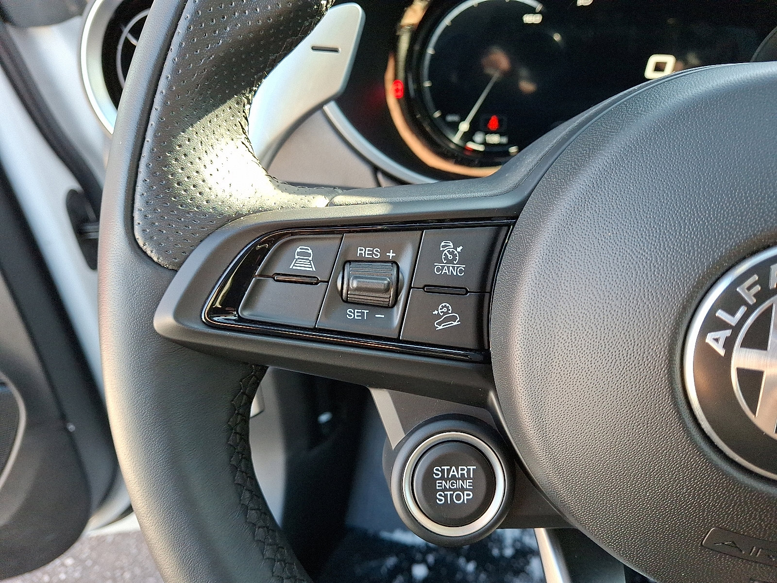 Used 2024 Alfa Romeo Stelvio Veloce image 22