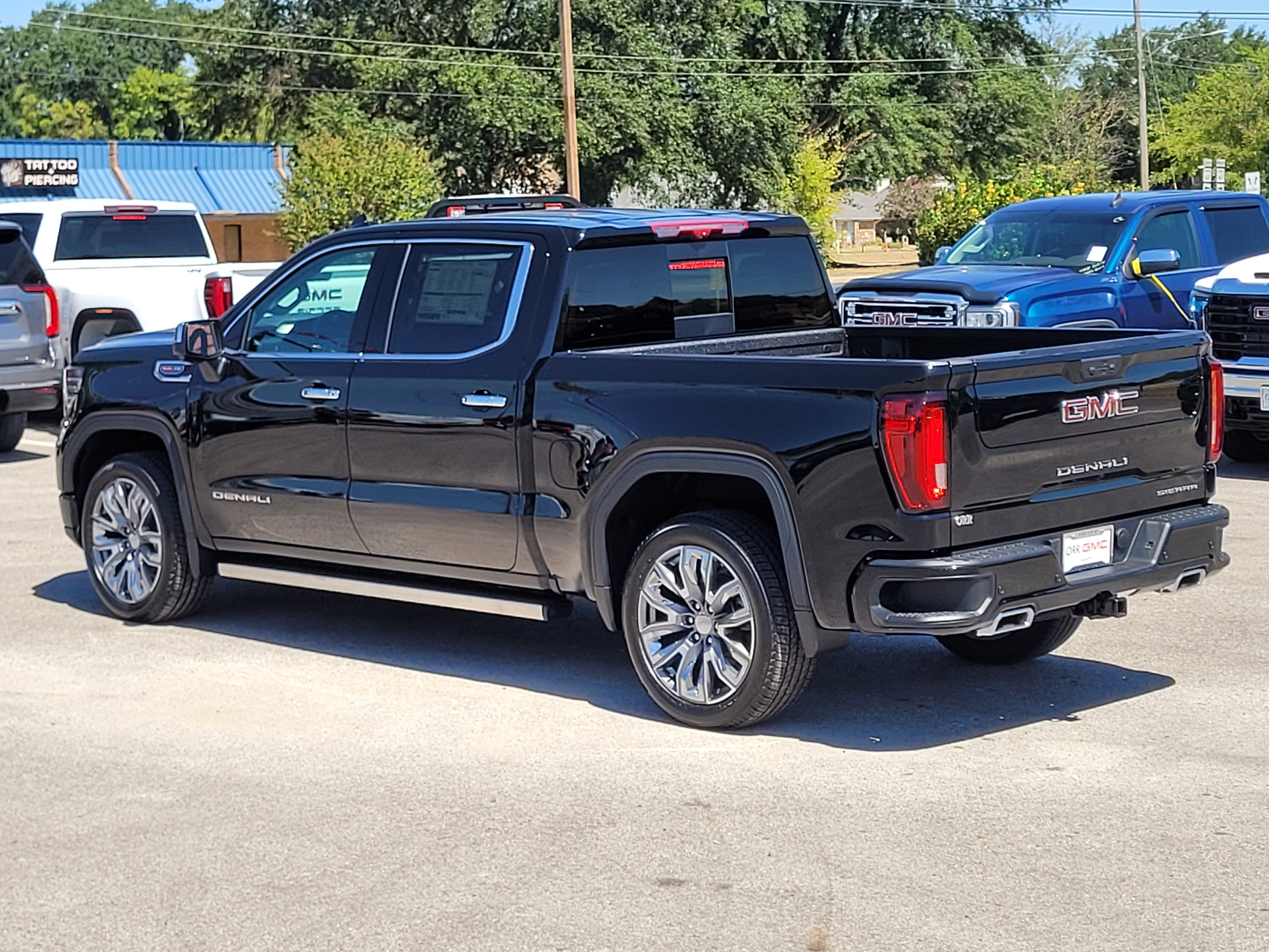 New 2026 GMC Sierra 1500 Denali w/ Denali Reserve Package AWD/4WD image 6
