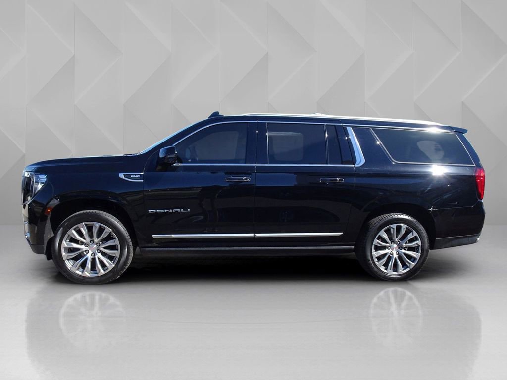 Used 2021 GMC Yukon XL Denali w/ Denali Ultimate Package image 2