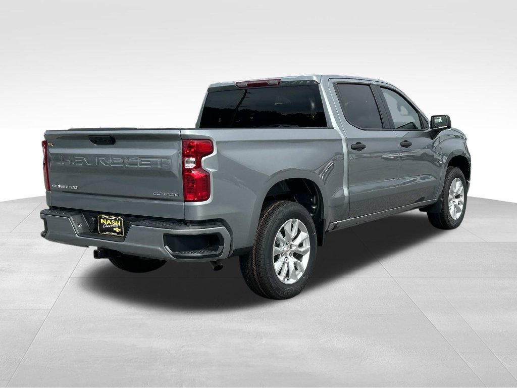 New 2026 Chevrolet Silverado 1500 Custom RWD image 3