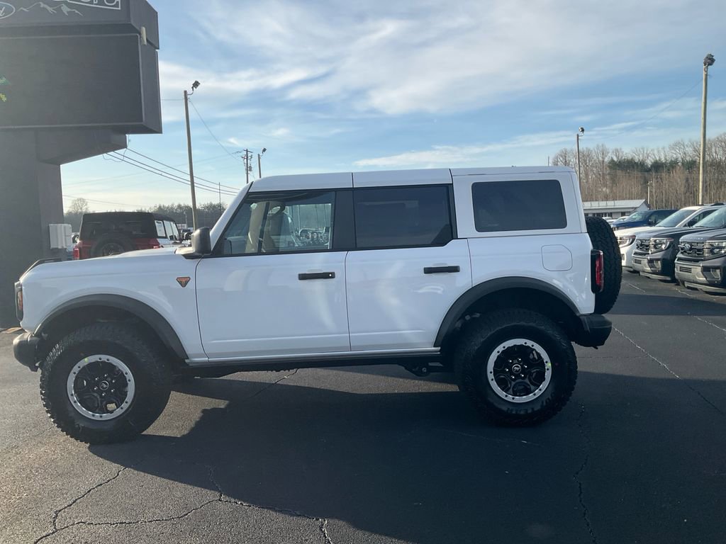 New 2026 Ford Bronco Badlands image 8