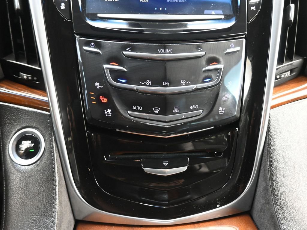 Used 2017 Cadillac Escalade Premium Luxury image 22