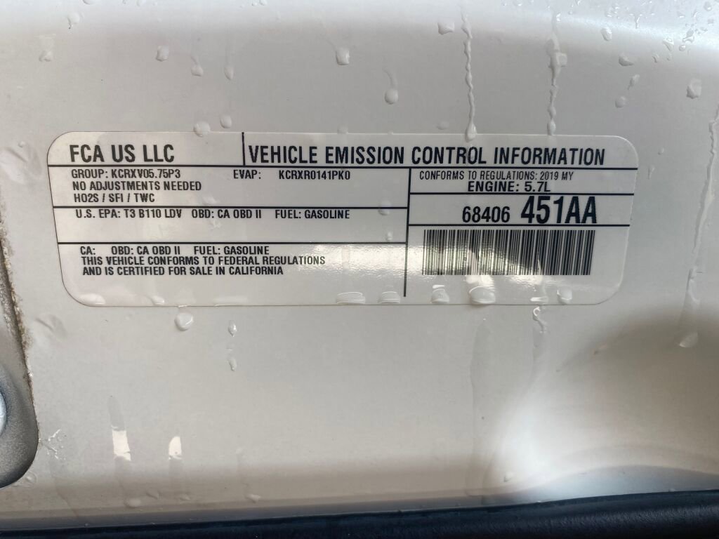 Used 2019 Dodge Challenger R/T image 31