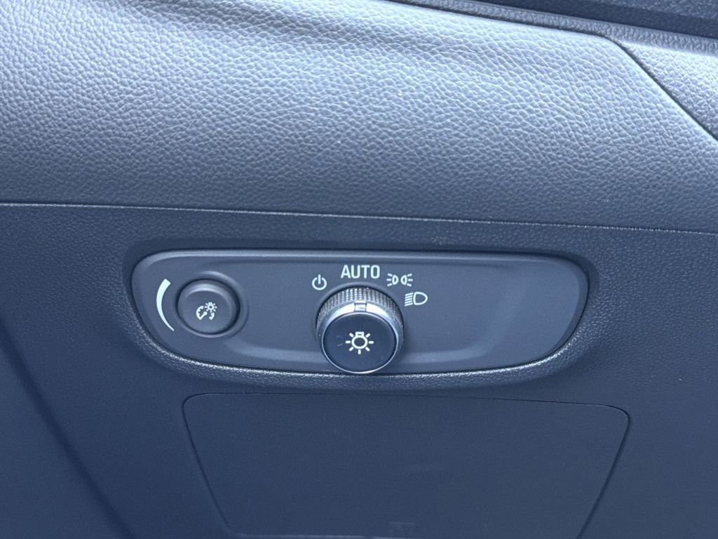 Used 2026 Buick Encore GX Preferred image 12