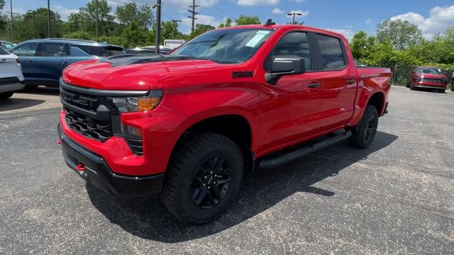 New 2026 Chevrolet Silverado 1500 Custom Trail Boss w/ LPO, Dark Essentials Package AWD/4WD image 6