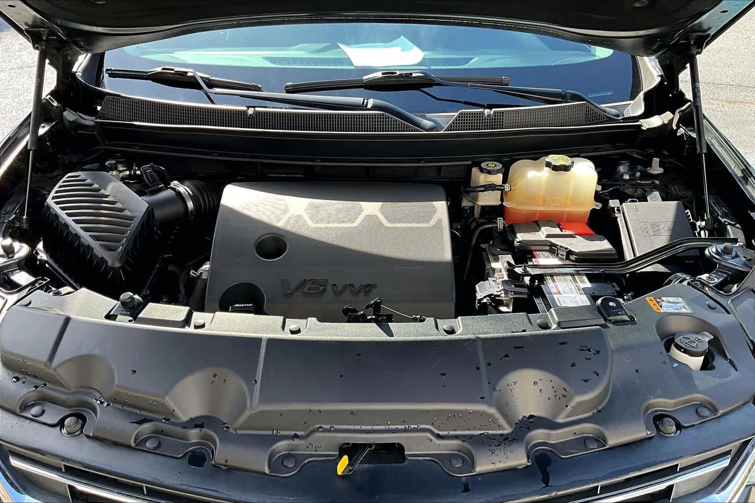 Used 2019 Chevrolet Traverse LT FWD image 32