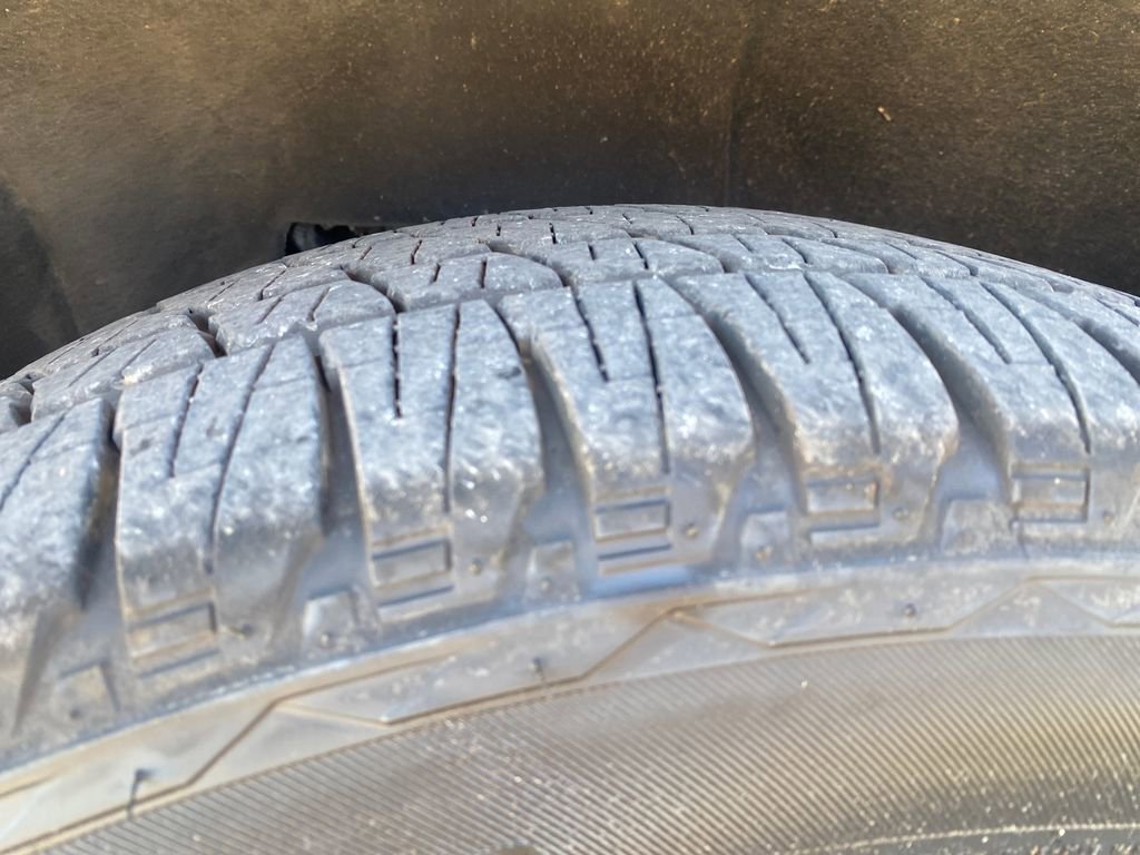 Used 2015 GMC Yukon Denali image 29
