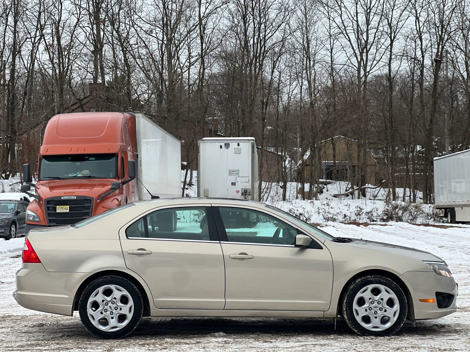 Used 2010 Ford Fusion SE image 7