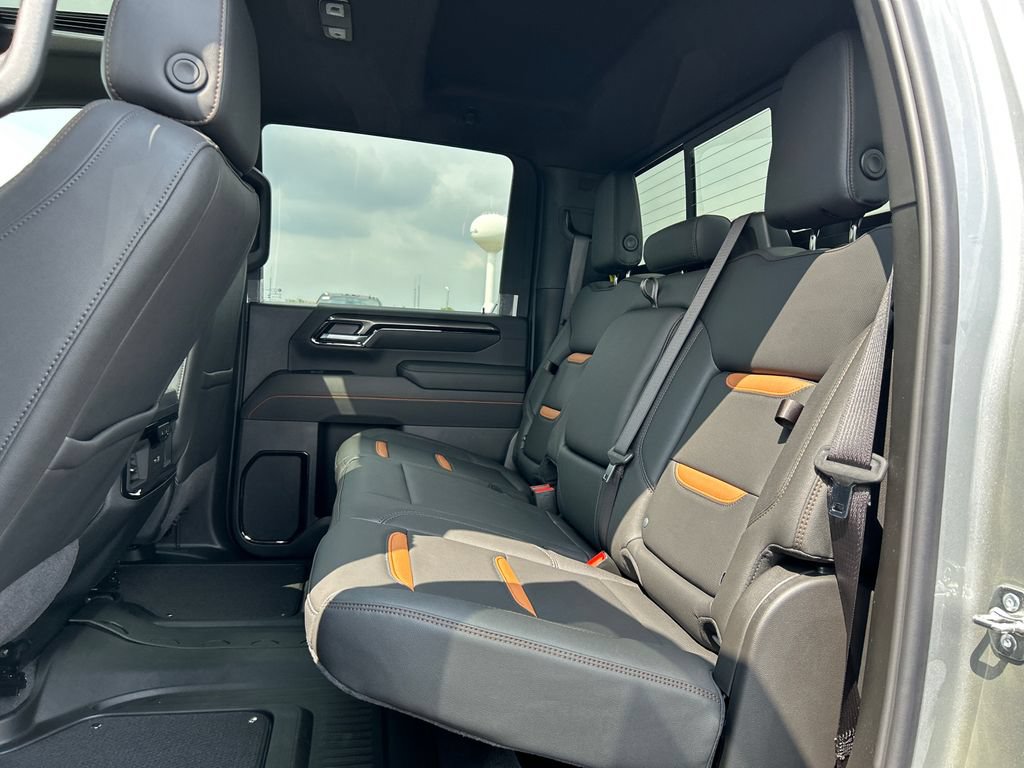 New 2026 GMC Sierra 2500 AT4 w/ AT4 Premium Plus Package AWD/4WD image 38