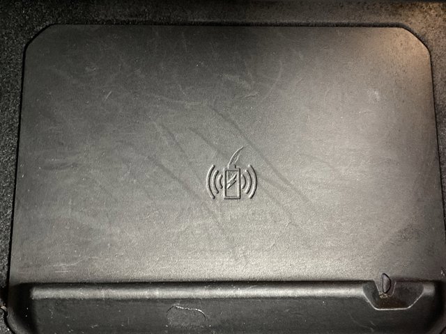 Used 2023 Jeep Wagoneer Series III w/ Preferred Equipment Group image 19