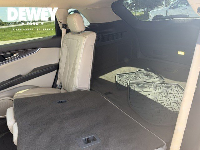 Used 2016 Lincoln MKX Select w/ Select Plus Package FWD image 28