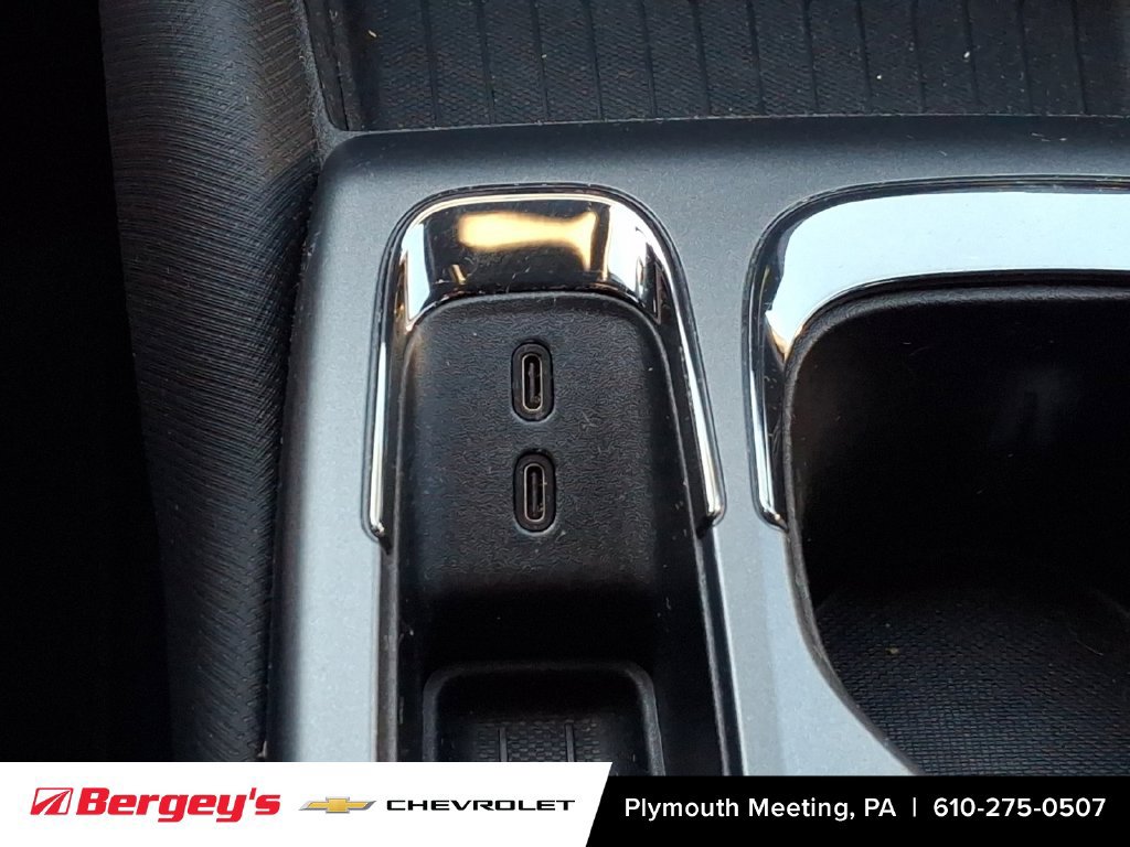 Certified 2024 Chevrolet Equinox EV RS FWD image 25